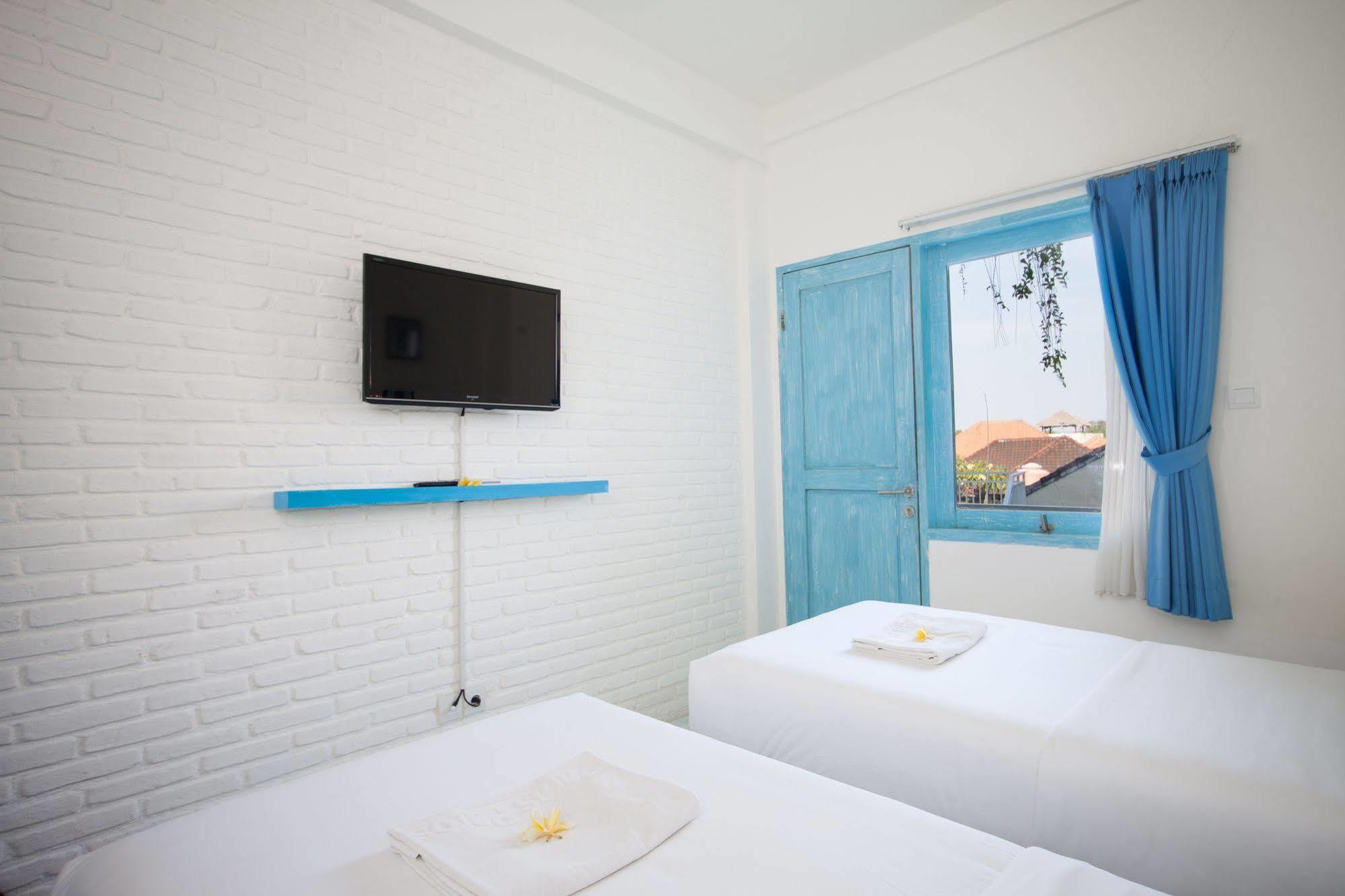 Hotel Paras Paros Marina 3*
