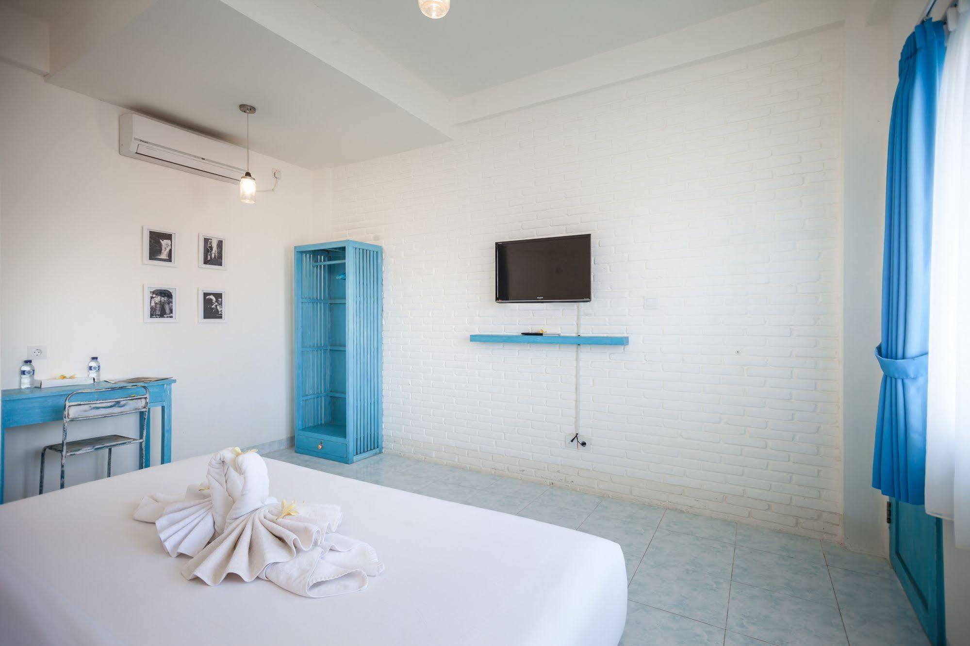 Paras Paros Marina Hotel